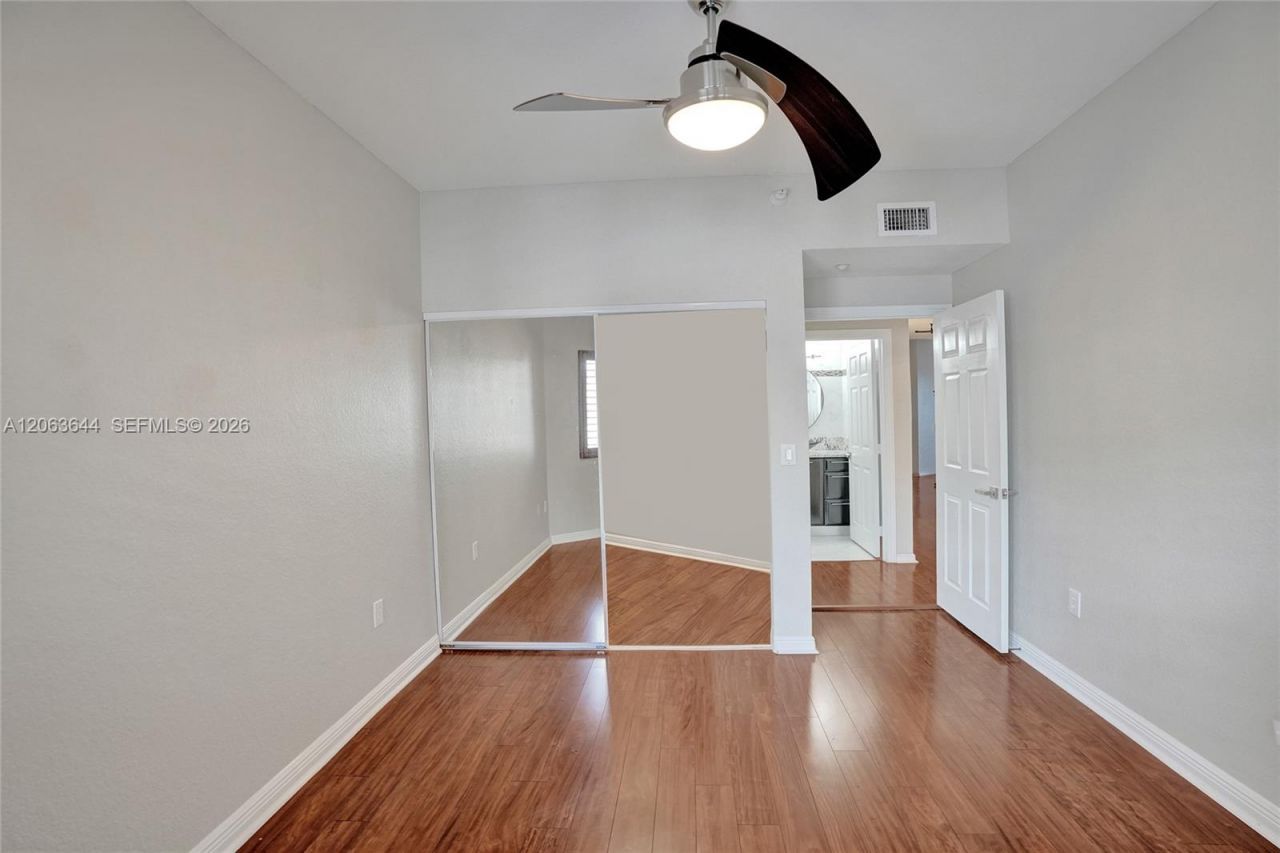 7611 Southampton Ter, Unit 409, Tamarac, FL 33321 Photo