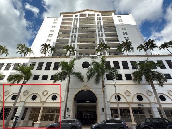 357 Almeria Ave, Unit 103, Coral Gables, FL 33134