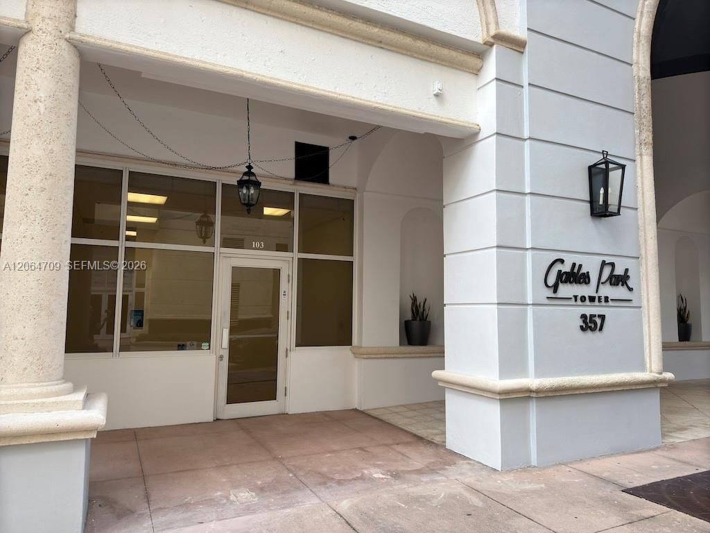 357 Almeria Ave, Unit 103, Coral Gables, FL 33134 Photo