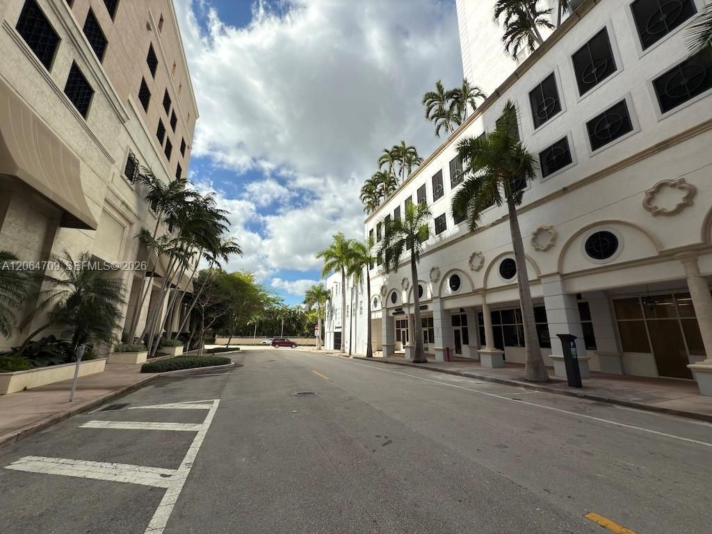 357 Almeria Ave, Unit 103, Coral Gables, FL 33134 Photo