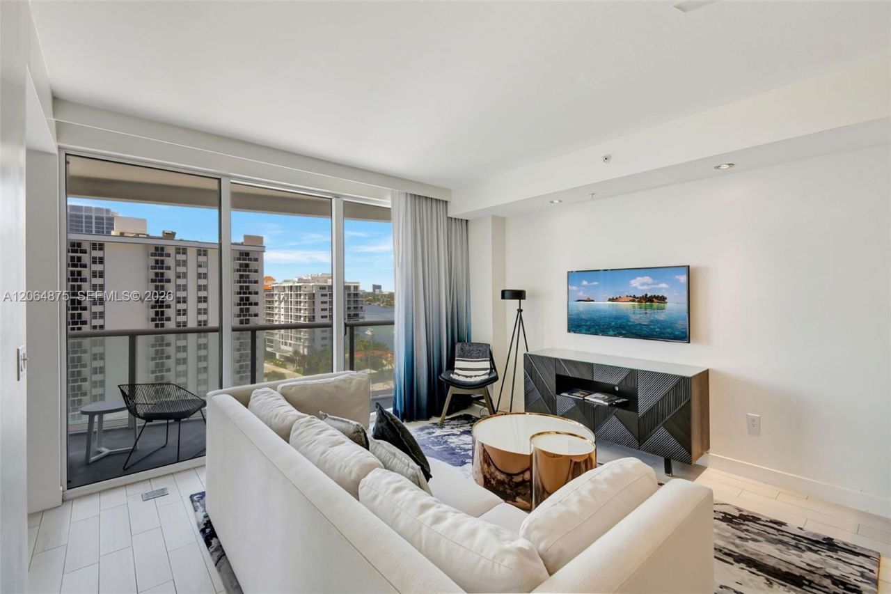 3101 Bayshore Dr, Unit 1003, Fort Lauderdale, FL 33304 Photo