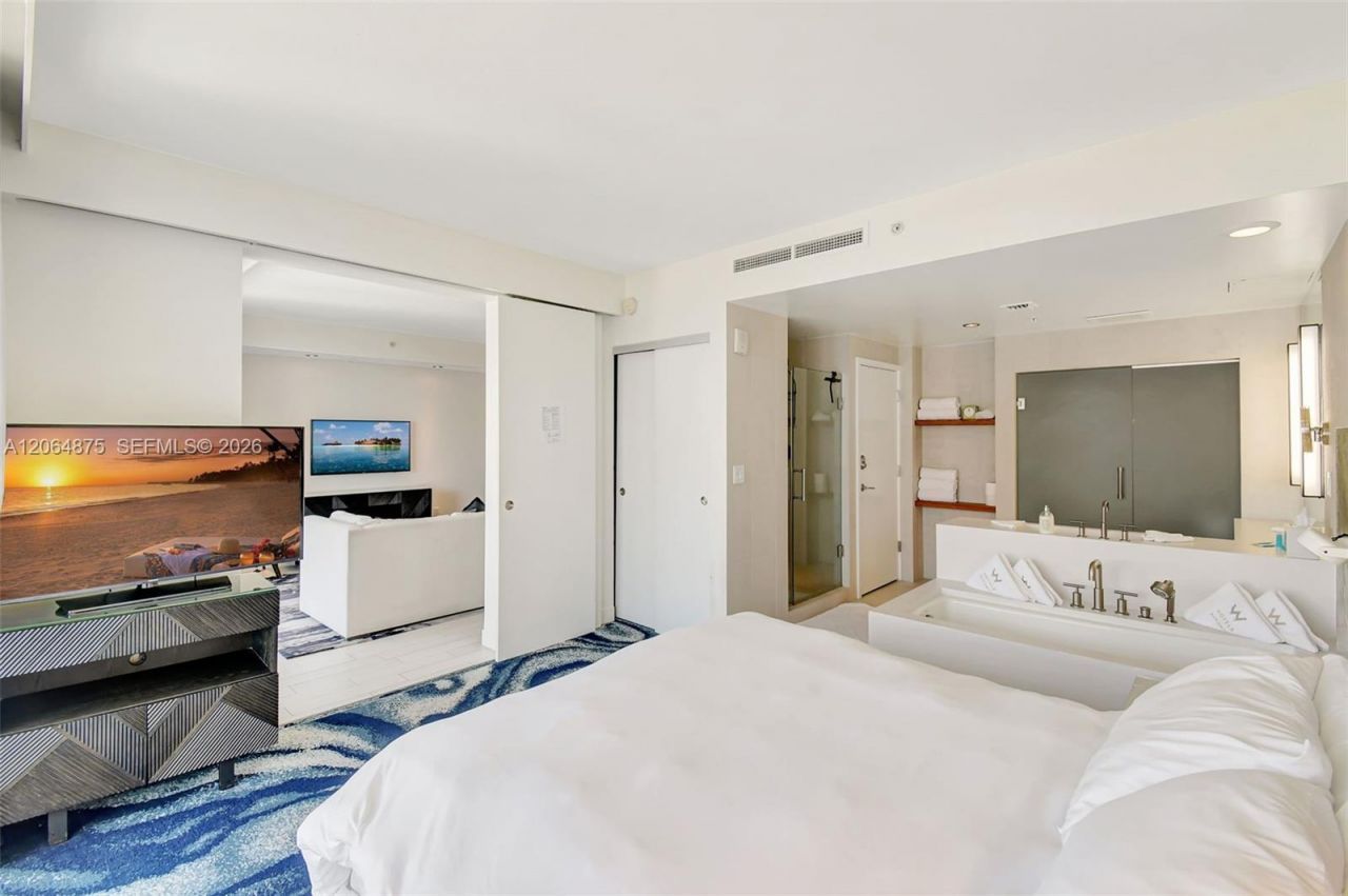 3101 Bayshore Dr, Unit 1003, Fort Lauderdale, FL 33304 Photo