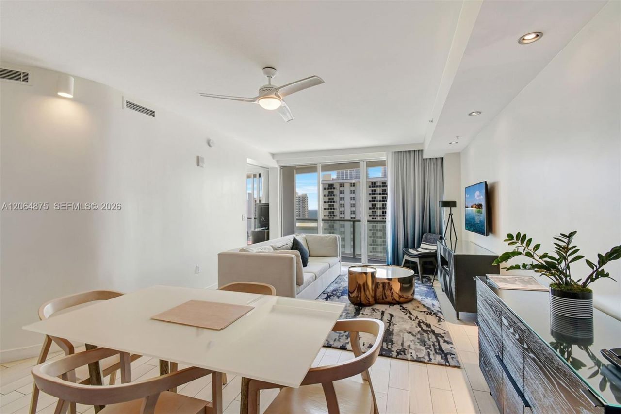 3101 Bayshore Dr, Unit 1003, Fort Lauderdale, FL 33304 Photo