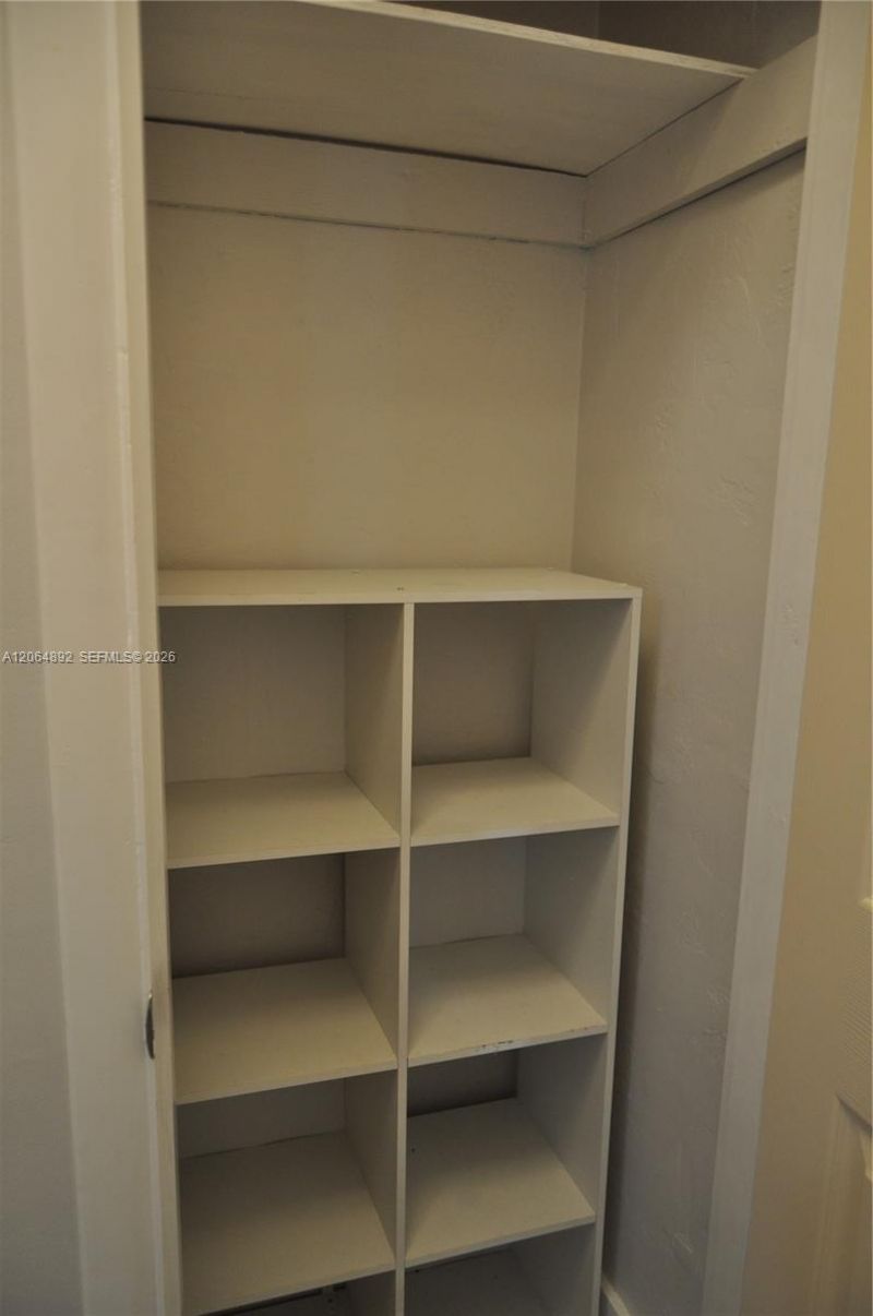 4035 E 2nd Ave, Hialeah, FL 33013 Photo