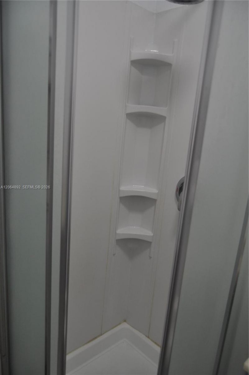 4035 E 2nd Ave, Hialeah, FL 33013 Photo