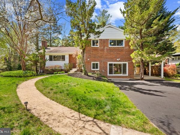 6523 KERNS ROAD , FALLS CHURCH, VA 22044