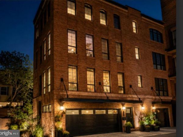 2431 INNOVATOR WAY , Unit B8, PHILADELPHIA, PA 19146