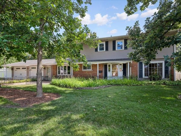705 Northview Lane, Hoffman Estates, IL 60169