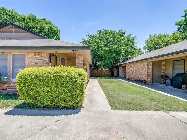 1217 Kimbrough Street , White Settlement, TX 76108