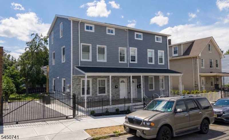 170 Seaman St, New Brunswick, NJ 08901 Main Photo