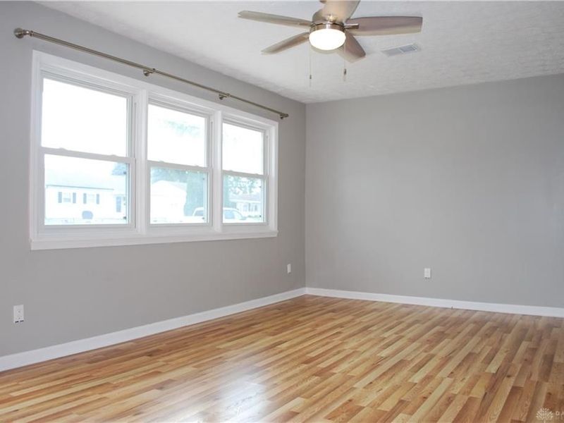 2481 Bingham Avenue, Kettering, OH 45420 Photo 7