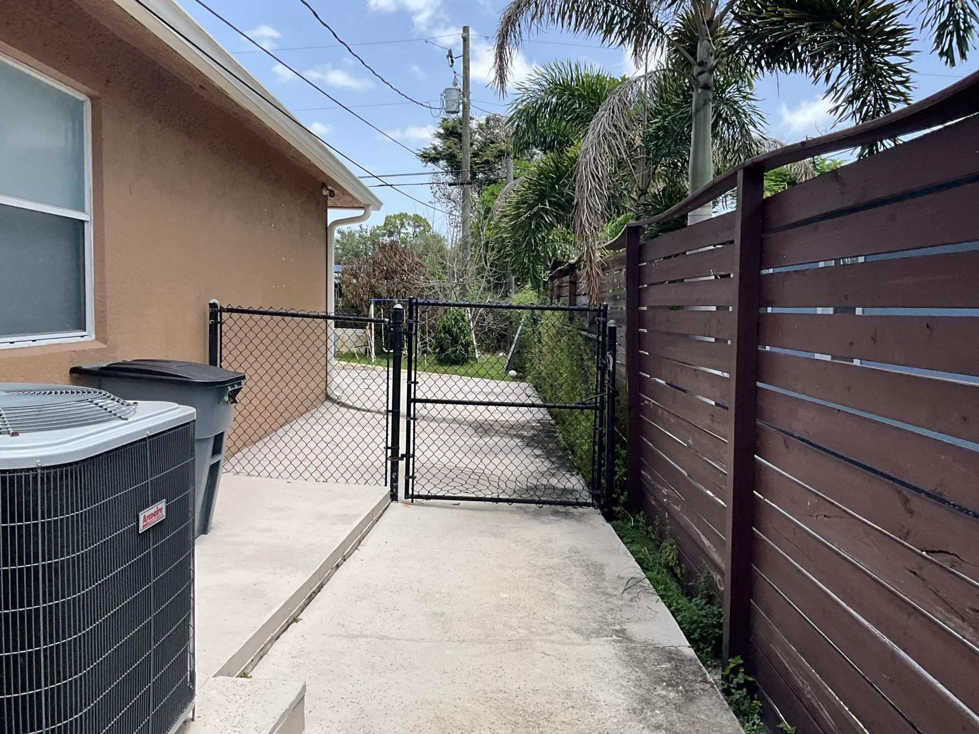 315 SW Dwight Avenue, Port Saint Lucie, FL 34983 Photo
