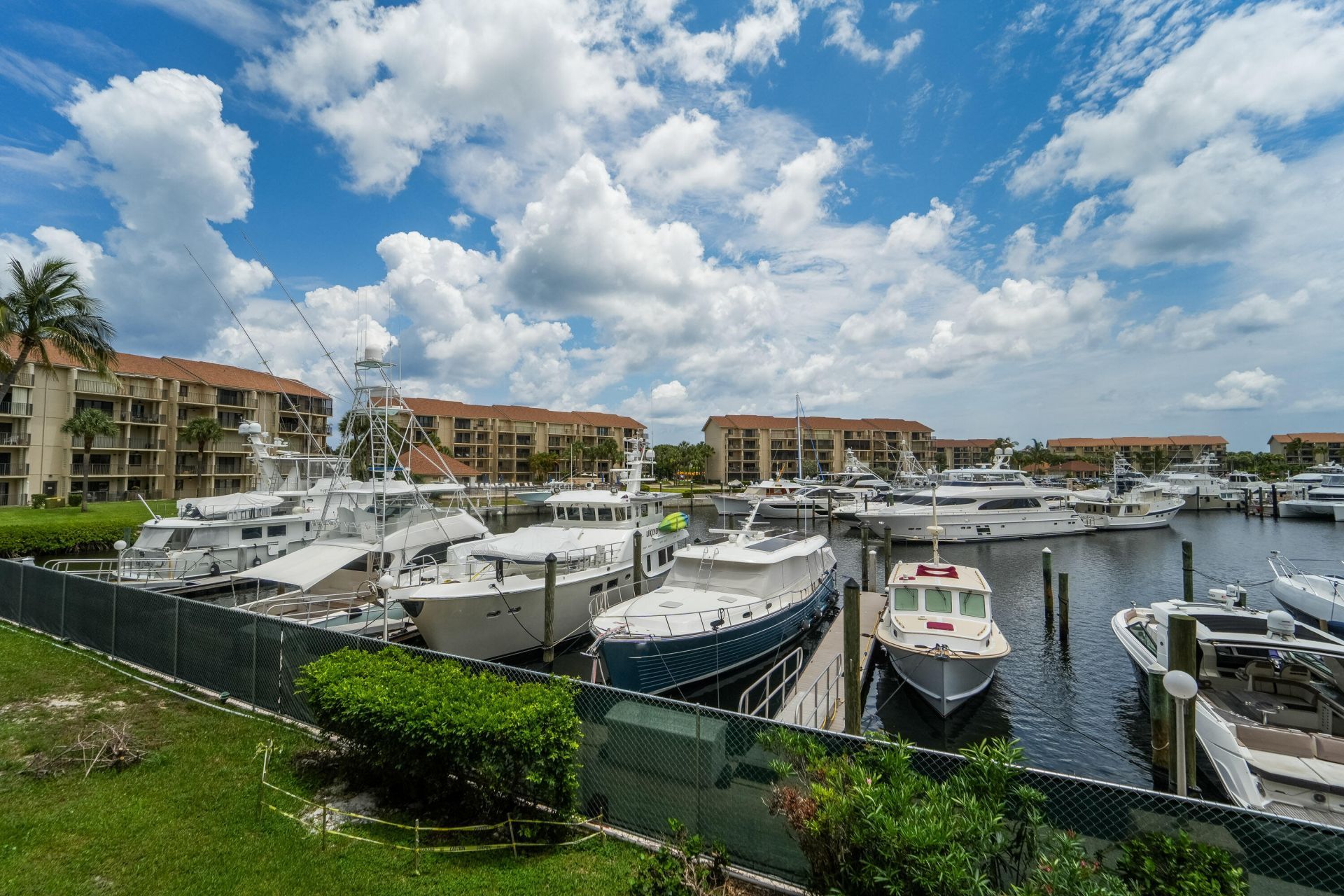 2601 Marina Isle Way, Unit 204, Jupiter, FL 33477 Photo