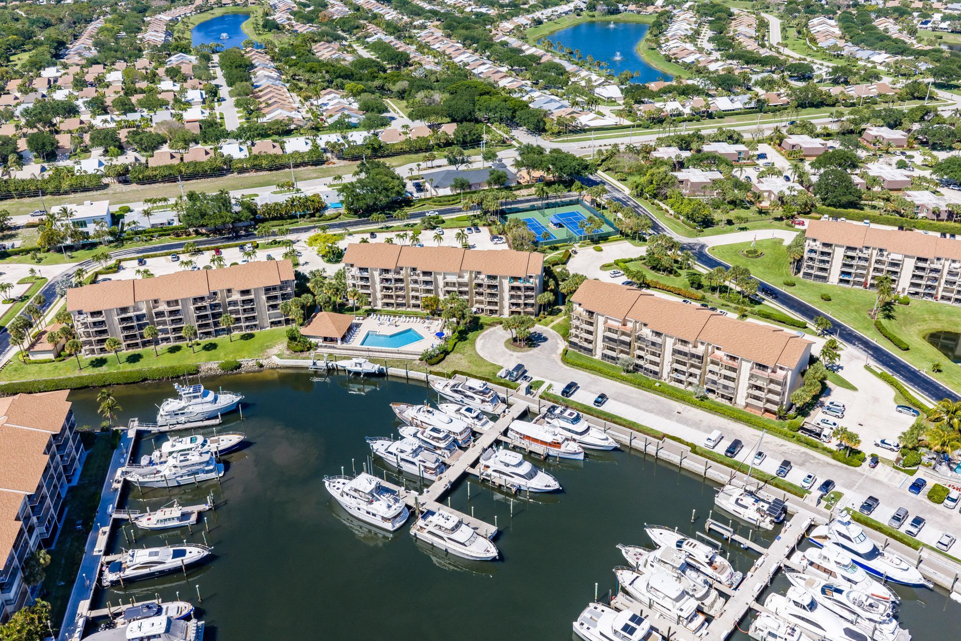 2601 Marina Isle Way, Unit 204, Jupiter, FL 33477 Photo