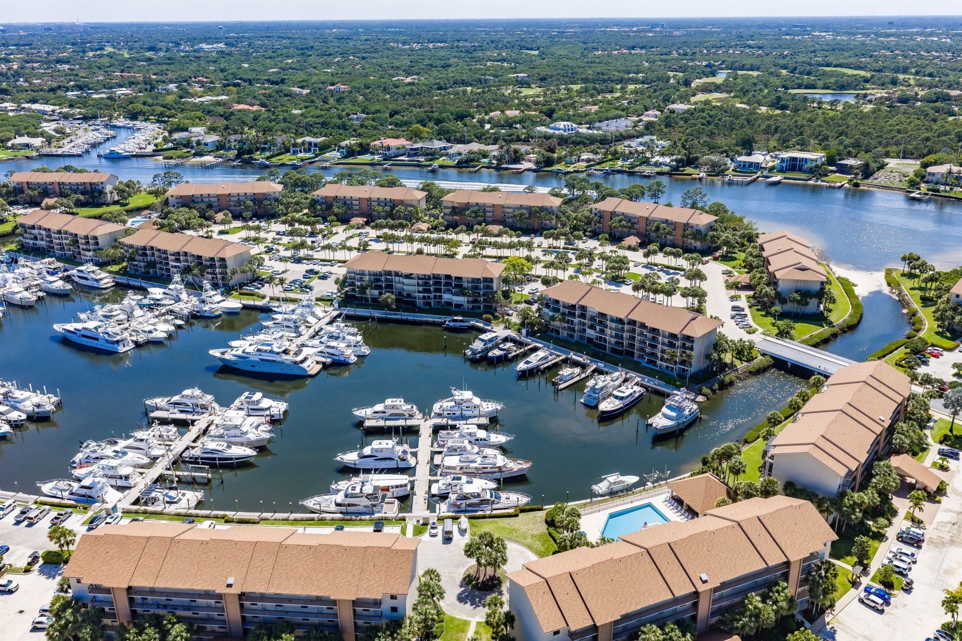 2601 Marina Isle Way, Unit 204, Jupiter, FL 33477 Photo