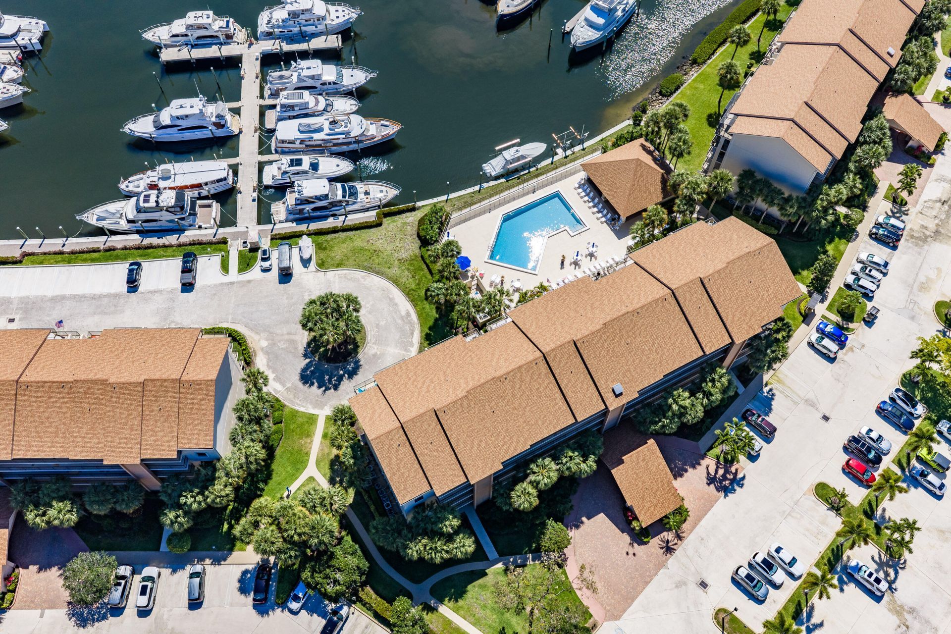 2601 Marina Isle Way, Unit 204, Jupiter, FL 33477 Photo