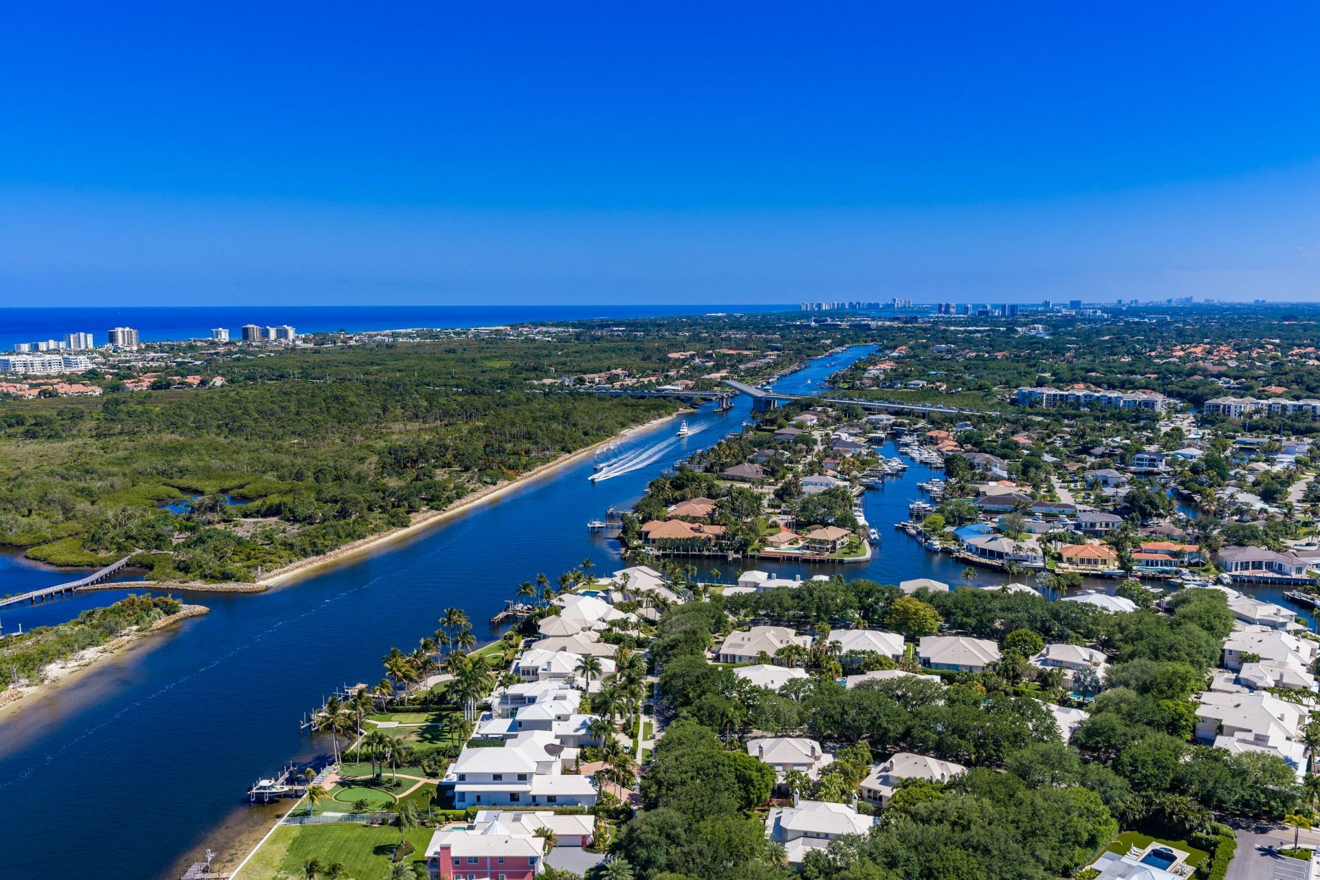 2601 Marina Isle Way, Unit 204, Jupiter, FL 33477 Photo