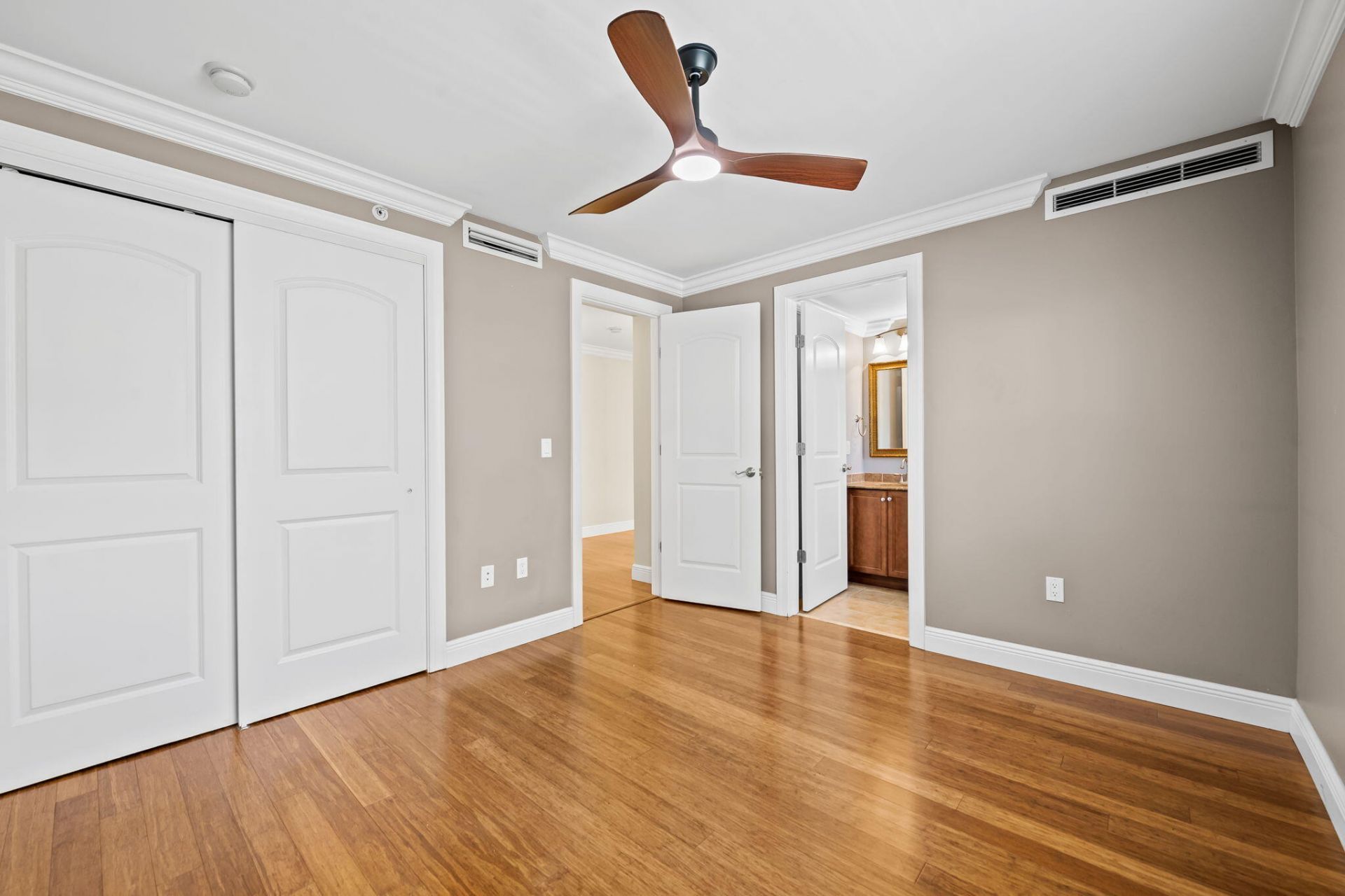 630 SE 15th Street, Unit 5, Fort Lauderdale, FL 33316 Photo