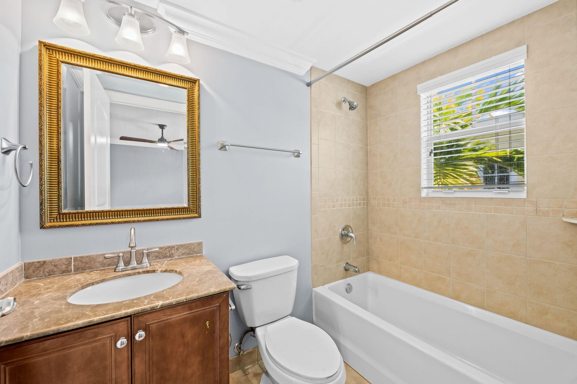 630 SE 15th Street, Unit 5, Fort Lauderdale, FL 33316 Photo
