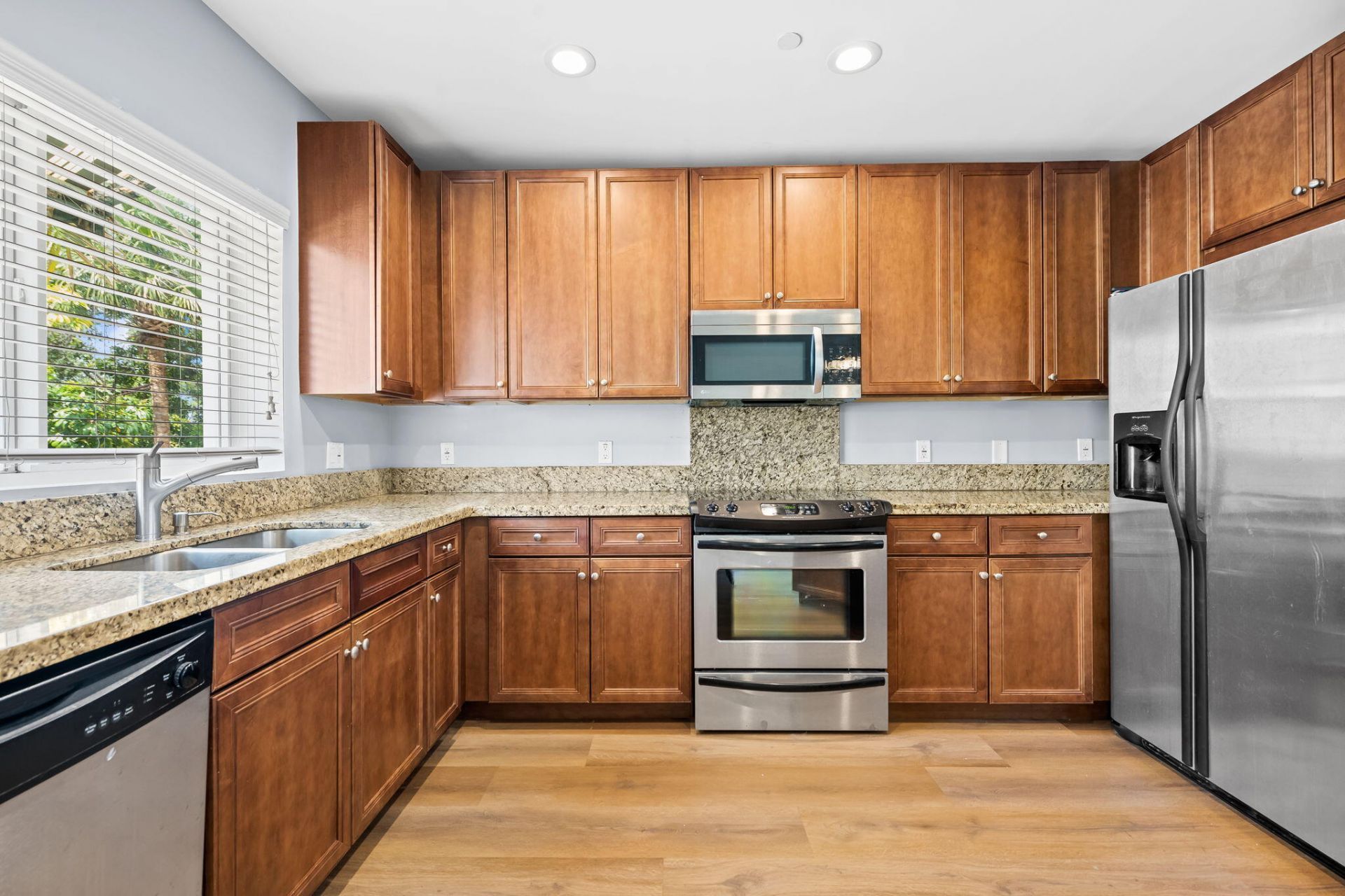 630 SE 15th Street, Unit 5, Fort Lauderdale, FL 33316 Photo
