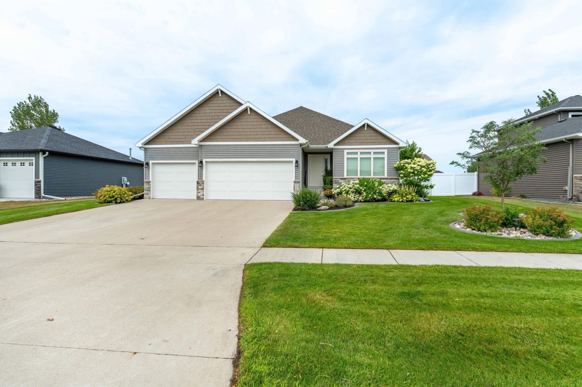 2626 6th Street W, West Fargo, ND 58078