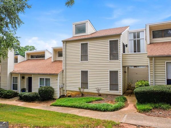 605 Serramonte Drive, Marietta, GA 30068
