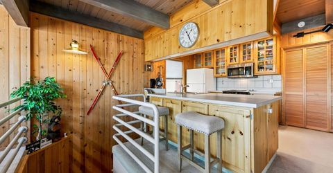 575 Alpine Drive, South Lake Tahoe, CA 96150 Photo