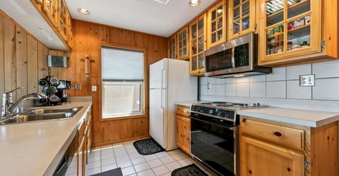 575 Alpine Drive, South Lake Tahoe, CA 96150 Photo