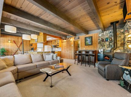 575 Alpine Drive, South Lake Tahoe, CA 96150 Photo