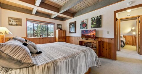 575 Alpine Drive, South Lake Tahoe, CA 96150 Photo