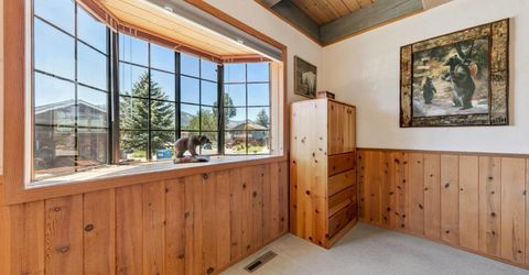 575 Alpine Drive, South Lake Tahoe, CA 96150 Photo