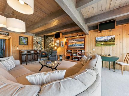 575 Alpine Drive, South Lake Tahoe, CA 96150 Photo