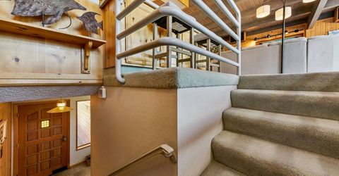 575 Alpine Drive, South Lake Tahoe, CA 96150 Photo