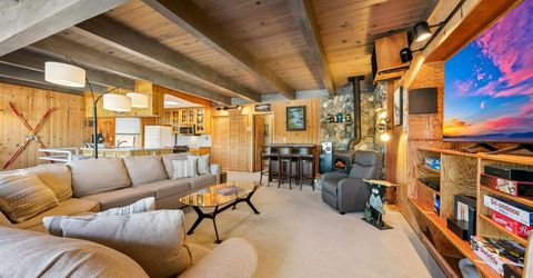 575 Alpine Drive, South Lake Tahoe, CA 96150 Photo