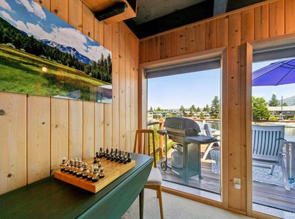 575 Alpine Drive, South Lake Tahoe, CA 96150 Photo