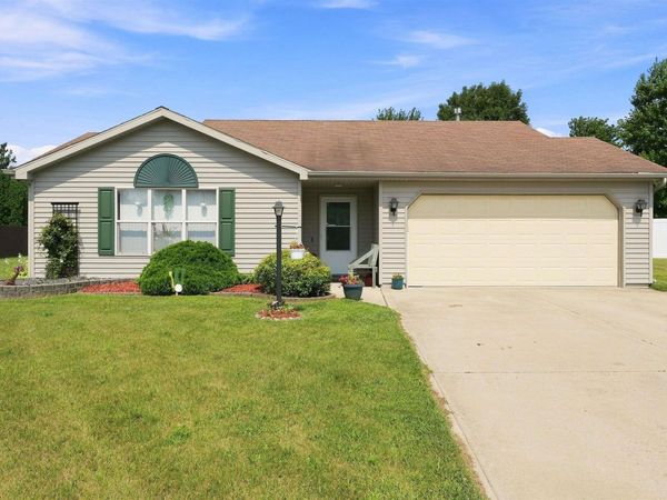 308 Alexis Drive, Milford, IN 46542