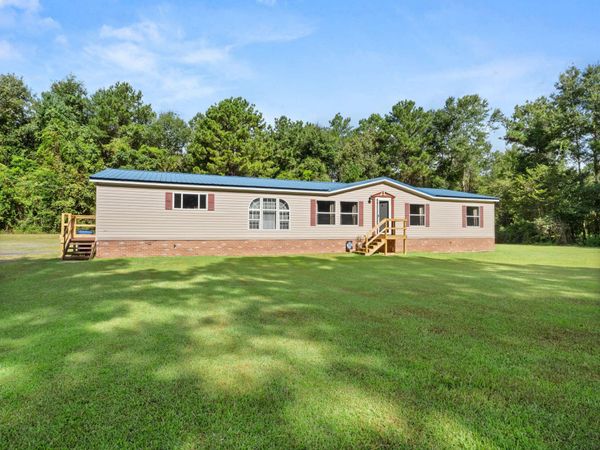 114 Pat Patterson , Anacoco, LA 71403