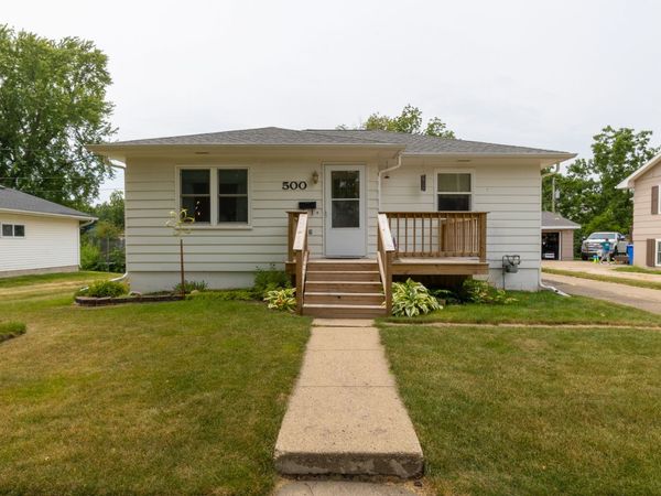 500 S Locust Street, Jefferson, IA 50129