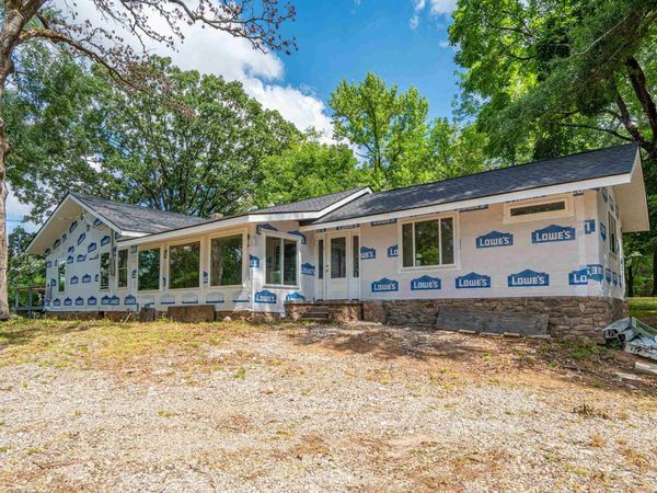 209 Avery Street , Hot Springs National Park, AR 71913