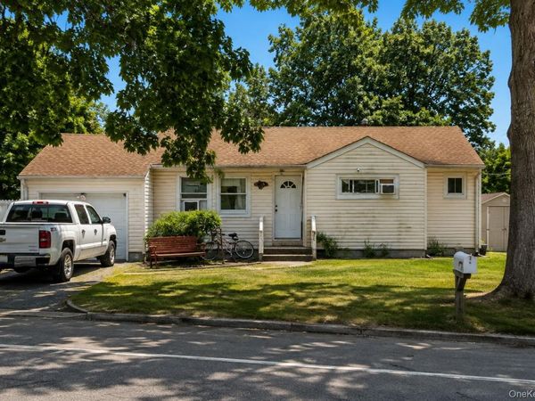 643 Jayne Boulevard , Port Jefferson Station, NY 11776