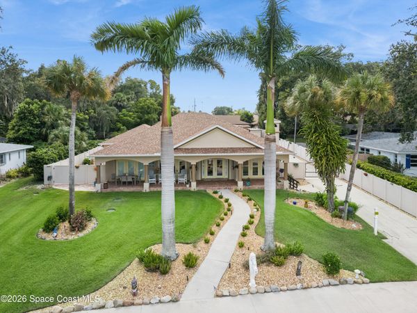 949 N Indian River Drive, Cocoa, FL 32922