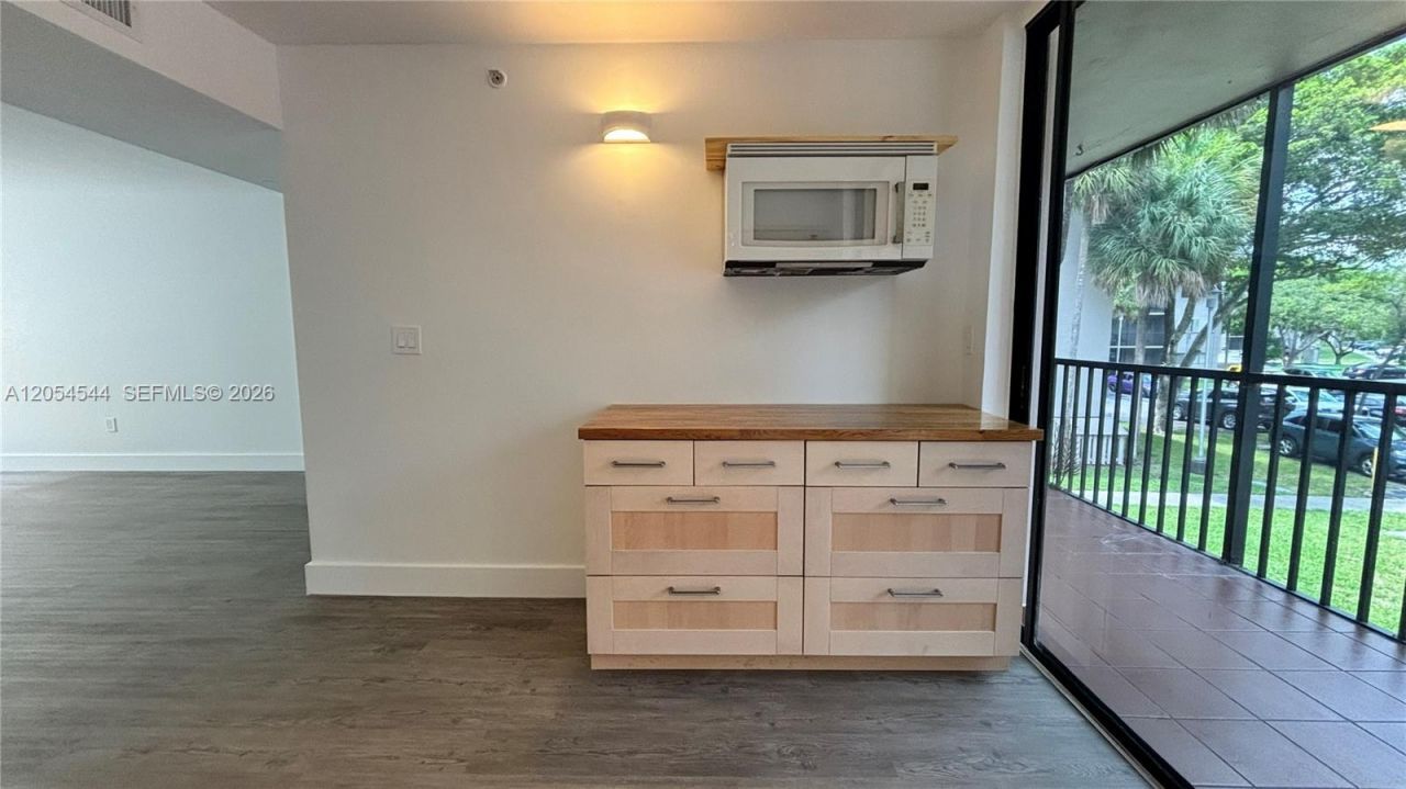 8540 SW 133rd Ave Rd , Unit 219, Miami, FL 33183 Photo