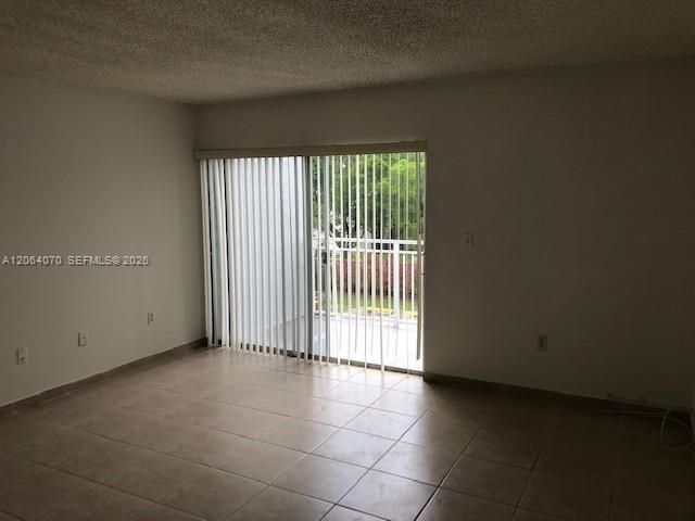 9367 Fontainebleau Blvd, Unit G219, Miami, FL 33172 Photo