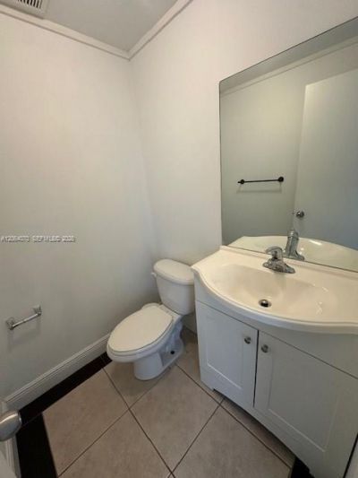 9367 Fontainebleau Blvd, Unit G219, Miami, FL 33172 Photo