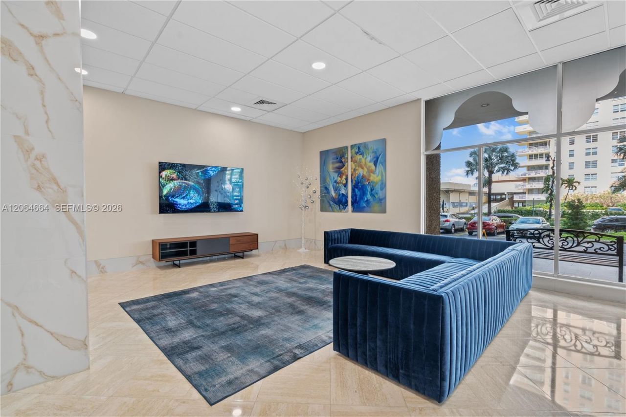 250 174th St, Unit 510, Sunny Isles Beach, FL 33160 Photo