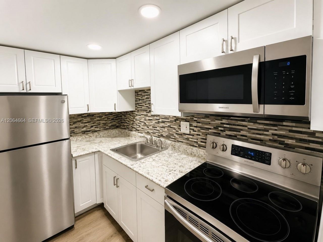 250 174th St, Unit 510, Sunny Isles Beach, FL 33160 Photo
