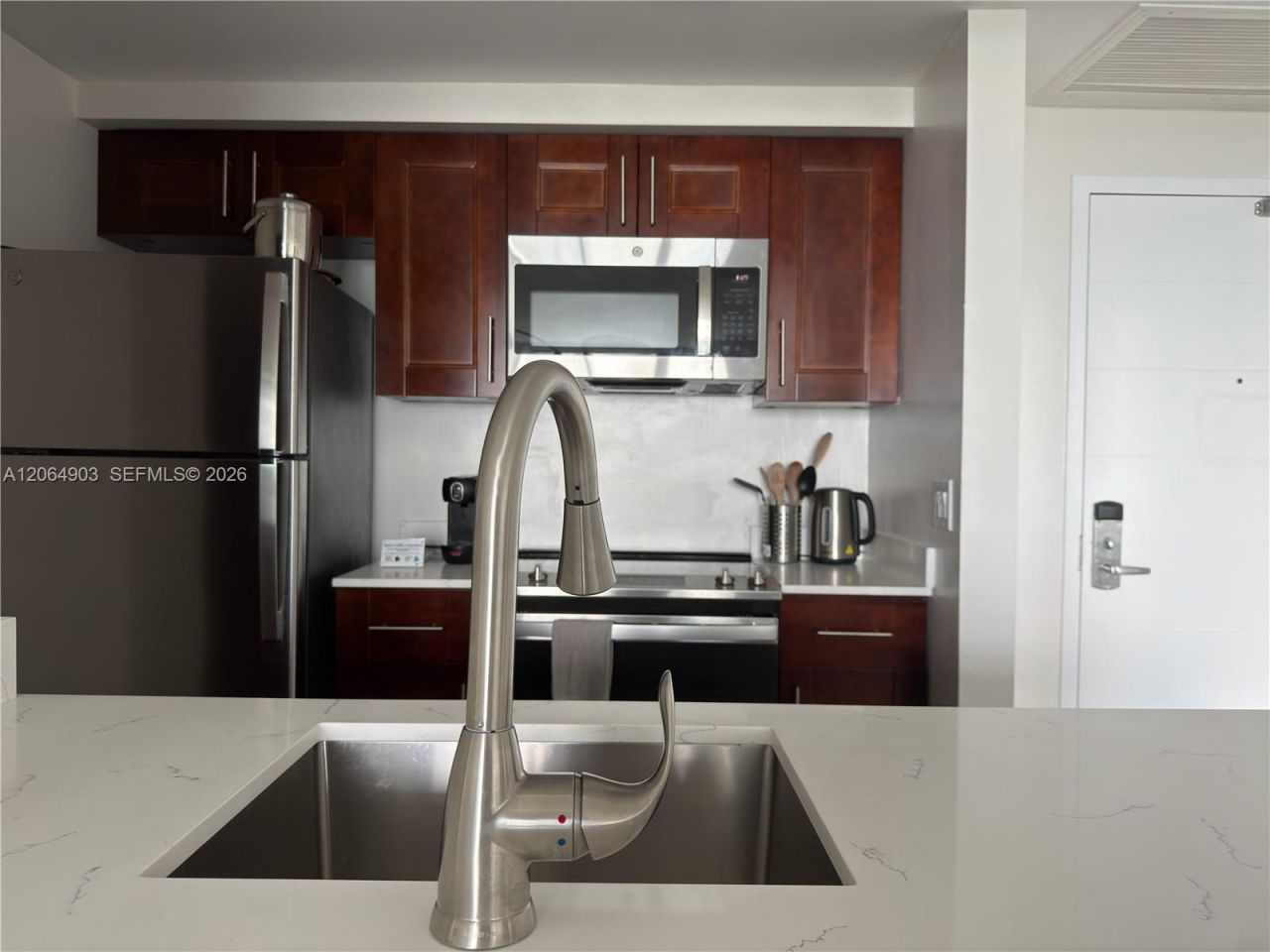 2889 Mcfarlane Rd, Unit 1014, Miami, FL 33133 Photo