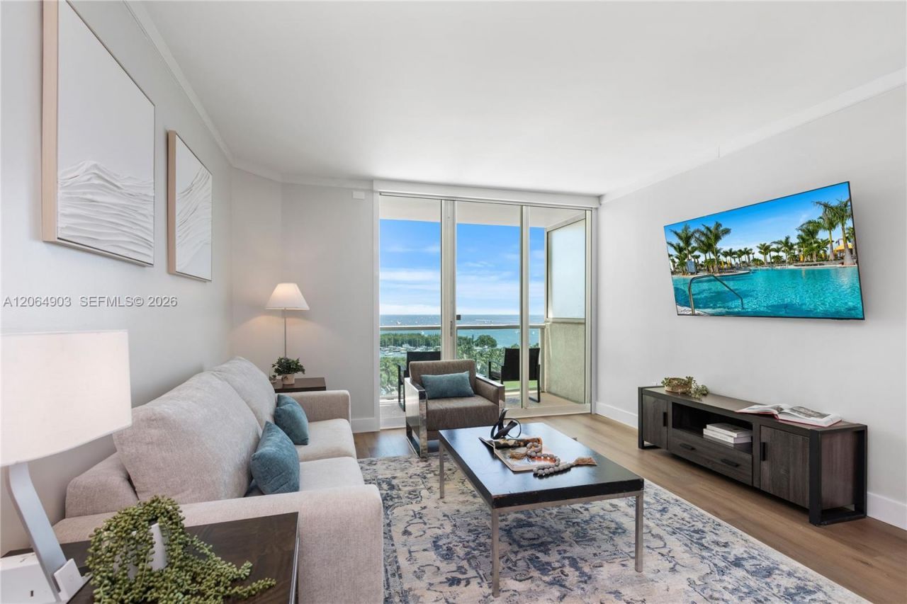 2889 Mcfarlane Rd, Unit 1014, Miami, FL 33133 Photo