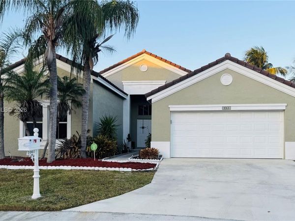 Unit n/a, Weston, FL 33327