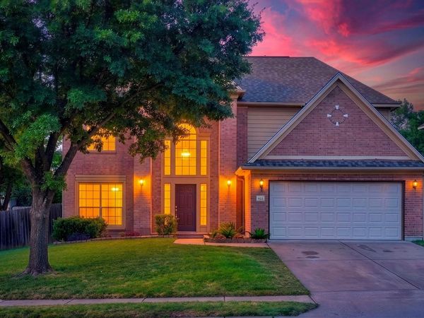 922 Indian Run DR, Pflugerville, TX 78660